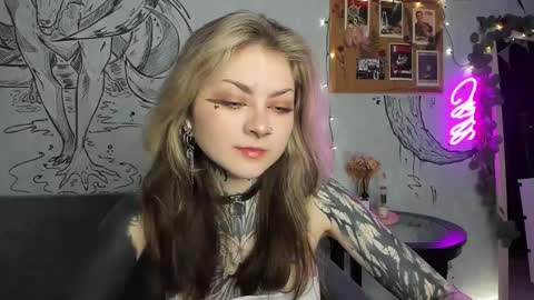 lostallice online show from February 7, 2025, 12:53 am