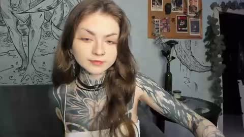 lostallice online show from June 11, 2026, 2:44 am