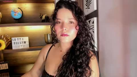 Snapshot of lotti_carter chatting on September 10, 2025, 11:54 am Lotti online show from September 10, 2025, 11:54 am