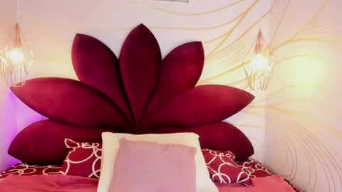 Snapshot of lotti_carter chatting on February 12, 2026, 8:15 pm Lotti online show from February 12, 2026, 8:15 pm