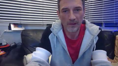 Snapshot of lottiestoy chatting on December 3, 2025, 10:41 pm mrsesssex online show from December 3, 2025, 10:41 pm