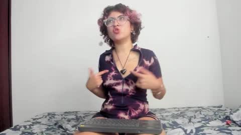 lotto_bloom online show from October 22, 2025, 7:24 pm