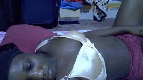 Snapshot of lotty_lavilla chatting on January 16, 2026, 2:48 am lotty_lavilla online show from January 16, 2026, 2:48 am