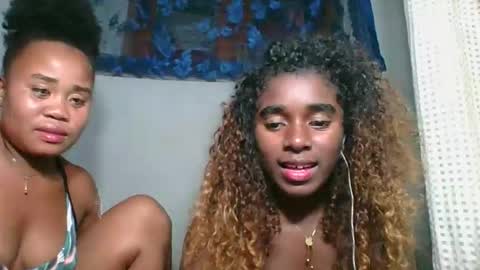 louane98 online show from February 2, 2026, 7:12 pm