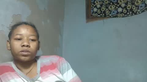 Snapshot of louane98 chatting on May 28, 2026, 6:27 pm louane98 online show from May 28, 2026, 6:27 pm