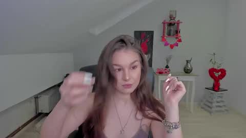 Snapshot of louannahart chatting on February 12, 2026, 5:13 am louannahart online show from February 12, 2026, 5:13 am