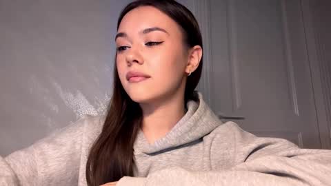 Snapshot of louannbanter chatting on March 9, 2026, 5:50 pm Lana online show from March 9, 2026, 5:50 pm