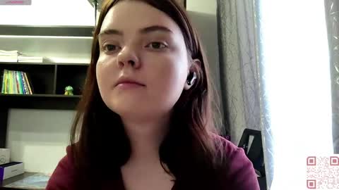 Snapshot of loudeguise chatting on May 31, 2026, 9:05 am Esma online show from May 31, 2026, 9:05 am