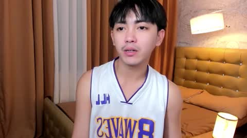 Snapshot of louieismy_name chatting on October 23, 2025, 3:28 am ignot ursh online show from October 23, 2025, 3:28 am