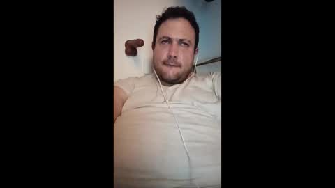 Snapshot of louinv chatting on November 25, 2025, 3:01 pm louinv online show from November 25, 2025, 3:01 pm