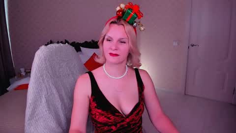 Louisa online show from December 25, 2024, 1:51 pm