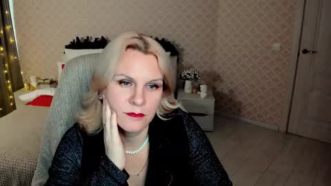 Louisa online show from January 15, 2025, 11:00 am