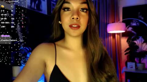 Snapshot of louisassy chatting on September 22, 2025, 6:48 am Louisa online show from September 22, 2025, 6:48 am