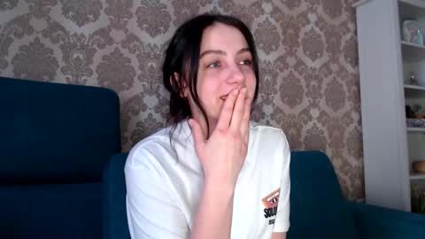 Louise online show from March 12, 2025, 10:26 am