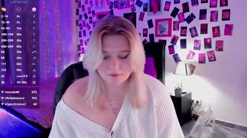 Loise online show from October 23, 2025, 3:39 am