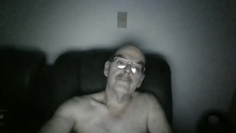 louism13 online show from February 17, 2025, 4:42 am