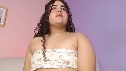 lourdes_moon22 online show from October 17, 2025, 2:30 pm