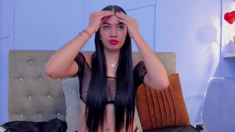 Louren Fox online show from October 18, 2025, 11:44 am