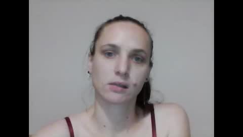 Snapshot of lourette23 chatting on October 9, 2025, 6:22 am lourette23 online show from October 9, 2025, 6:22 am