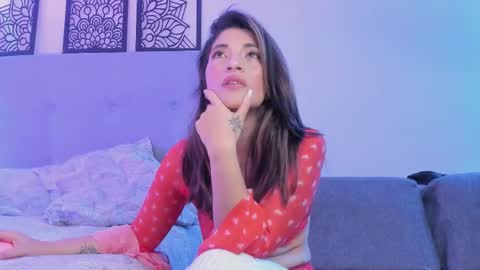 Snapshot of lourreinstounn chatting on February 5, 2026, 5:34 am Lourrein Stoun Independiente online show from February 5, 2026, 5:34 am