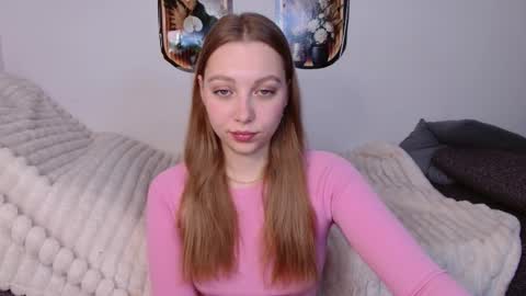 love bella  online show from April 10, 2026, 12:16 am