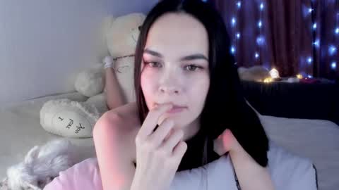 Snapshot of love_coin chatting on January 11, 2025, 12:01 am Love is name - I want to be your hobby General of hearts troops online show from January 11, 2025, 12:01 am