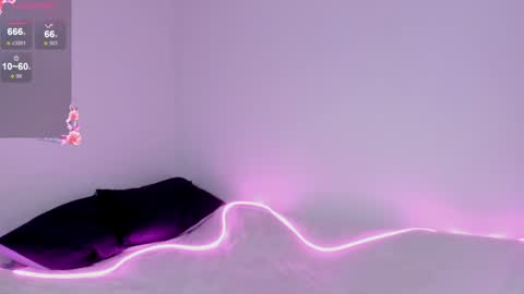 Snapshot of love_coin chatting on January 24, 2025, 10:19 pm Love is name - I want to be your hobby General of hearts troops online show from January 24, 2025, 10:19 pm