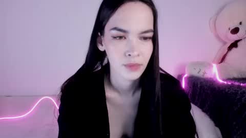 Snapshot of love_coin chatting on March 5, 2025, 10:32 pm Love is name - I want to be your hobby General of hearts troops online show from March 5, 2025, 10:32 pm