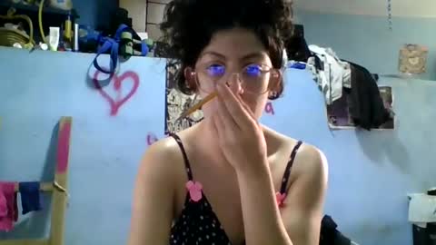 Snapshot of love_electra chatting on September 29, 2025, 2:22 pm love_electra online show from September 29, 2025, 2:22 pm