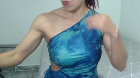 Snapshot of love_gatubela chatting on December 20, 2024, 12:08 am Nina online show from December 20, 2024, 12:08 am