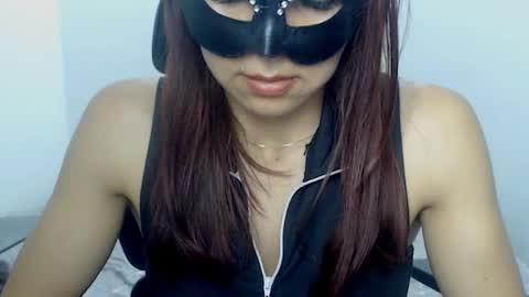 Nina online show from February 3, 2026, 9:20 pm