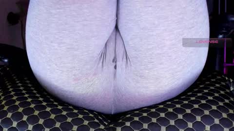 Kira online show from November 15, 2025, 3:19 pm