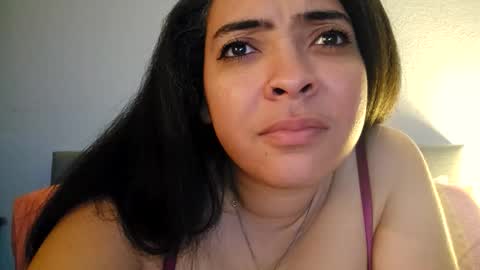 Snapshot of love_raquel_xo chatting on March 20, 2026, 12:26 am Raquel Love online show from March 20, 2026, 12:26 am