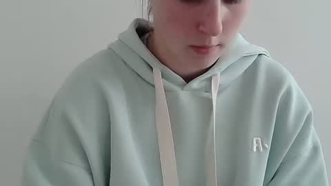 Snapshot of love_vivian chatting on November 10, 2025, 10:58 am Vivian online show from November 10, 2025, 10:58 am