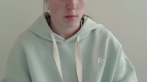 Snapshot of love_vivian chatting on November 19, 2025, 1:44 pm Vivian online show from November 19, 2025, 1:44 pm