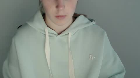 Snapshot of love_vivian chatting on November 21, 2025, 12:04 pm Vivian online show from November 21, 2025, 12:04 pm