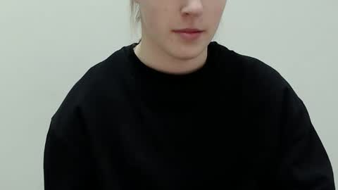 Snapshot of love_vivian chatting on November 25, 2025, 1:44 pm Vivian online show from November 25, 2025, 1:44 pm