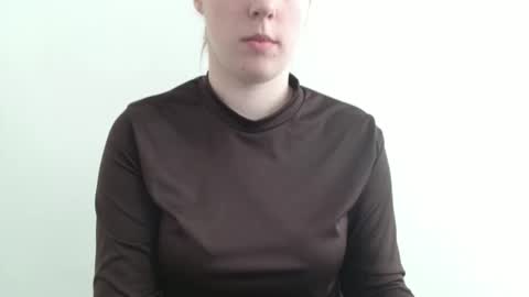 Vivian online show from March 5, 2026, 7:04 am