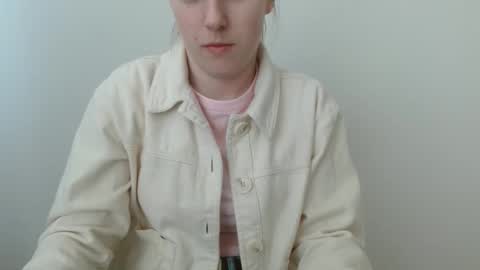 Vivian online show from March 17, 2026, 12:08 pm