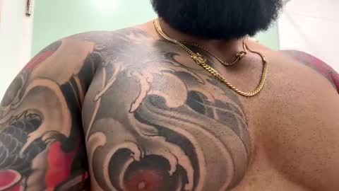 Snapshot of loveathickbitch chatting on September 21, 2025, 9:05 pm loveathickbitch online show from September 21, 2025, 9:05 pm