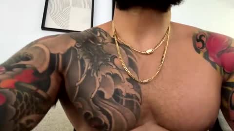 Snapshot of loveathickbitch chatting on September 24, 2025, 7:28 pm loveathickbitch online show from September 24, 2025, 7:28 pm