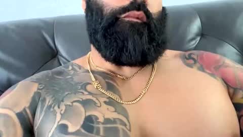 Snapshot of loveathickbitch chatting on October 31, 2025, 4:30 pm loveathickbitch online show from October 31, 2025, 4:30 pm