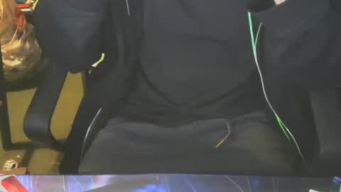 Snapshot of lovebird71 chatting on November 16, 2025, 4:29 am lovebird71 online show from November 16, 2025, 4:29 am