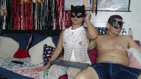 Snapshot of lovecreyzyshowcam chatting on December 19, 2024, 9:06 pm Frank and Nathy online show from December 19, 2024, 9:06 pm