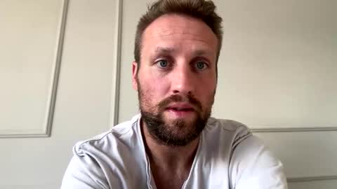 lovefuesse online show from October 23, 2025, 3:11 pm