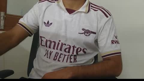 Snapshot of lovehairyindian chatting on February 15, 2026, 8:35 am Indian hairy online show from February 15, 2026, 8:35 am