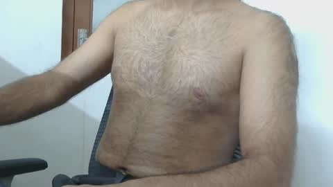 Snapshot of lovehairyindian chatting on March 13, 2026, 4:24 pm Indian hairy online show from March 13, 2026, 4:24 pm