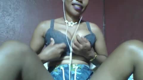 loveinlife750427 online show from March 9, 2025, 1:59 pm