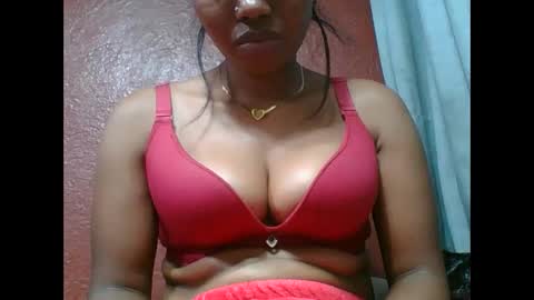 loveinlife750427 online show from September 9, 2025, 7:02 pm