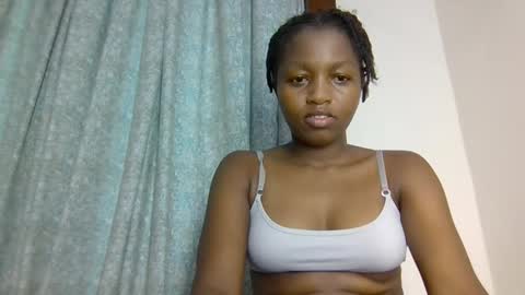 lovelbrownie online show from October 19, 2025, 10:05 am